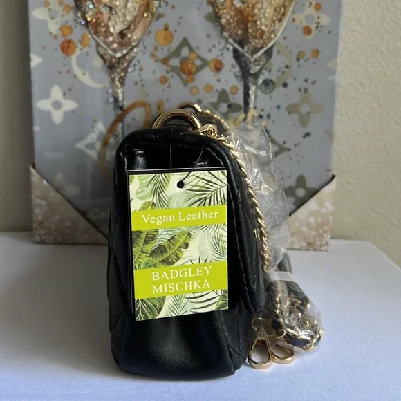 BADGLEY MISCHKA Diamond Quilted & Studs On Cover Crossbody - Picture 5 of 14